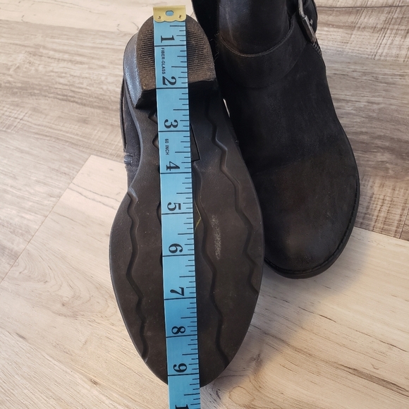 Ruff Hewn Dikson Black Buckled Ankle Boot - Picture 10 of 12